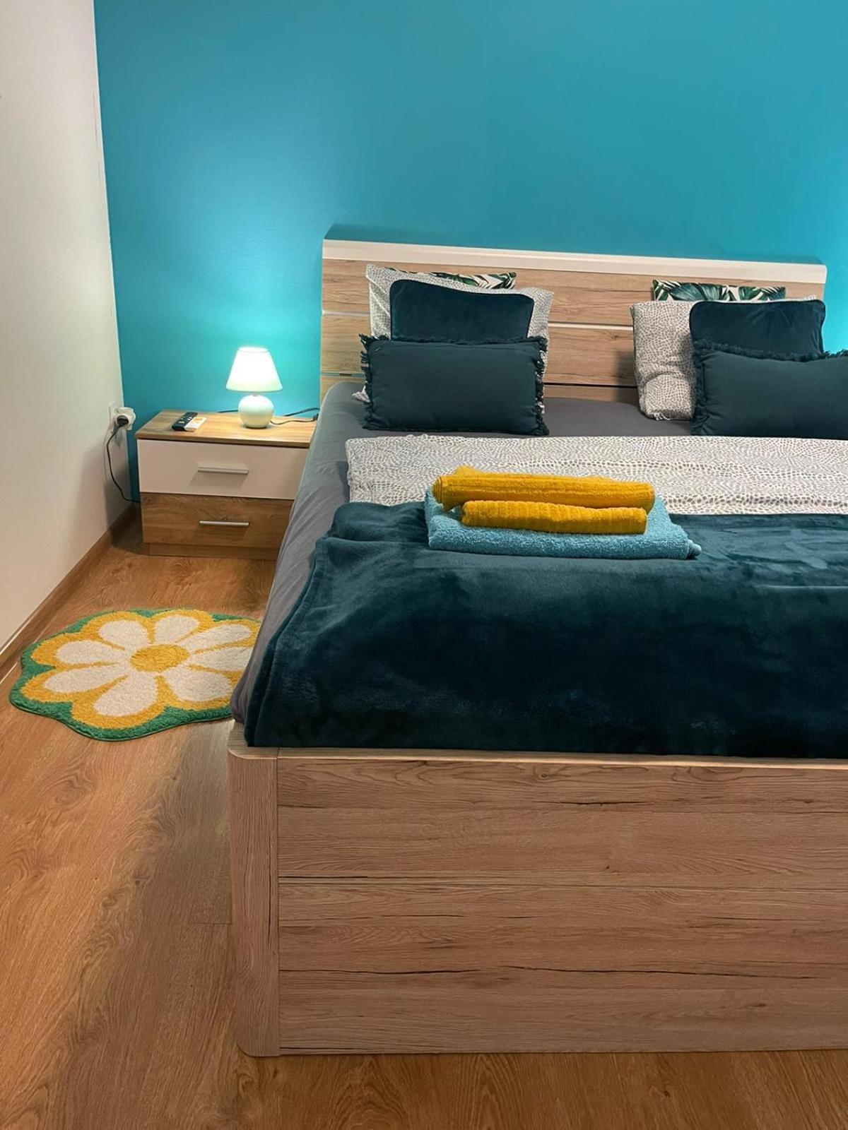 Velky Apartman Bratislava Ngoại thất bức ảnh